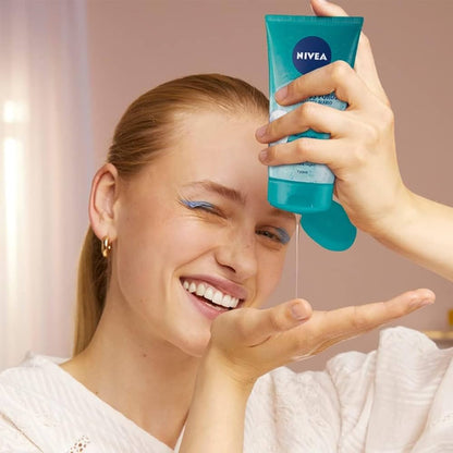 NIVEA GEL SCRUB QUOTIDIANO CLEAN DEEPER - 150 ML