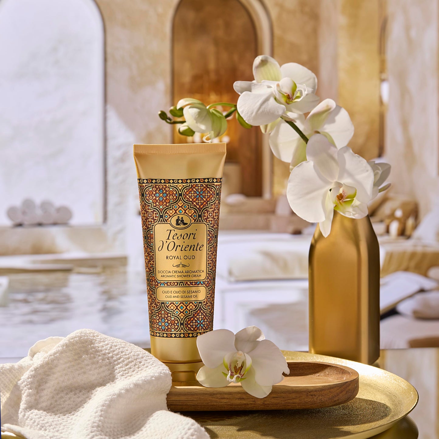 TESORI D'ORIENTE DOCCIA CREMA ROYAL OUD - 250 ml